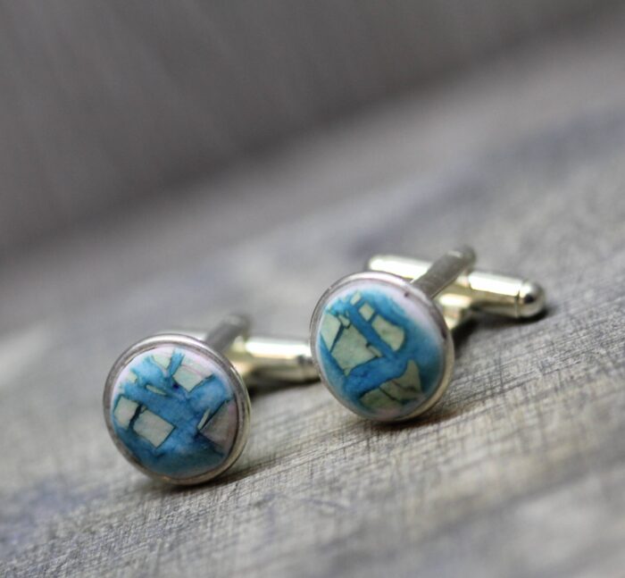 Cuff links