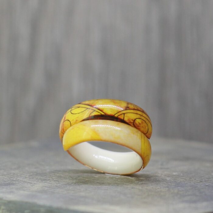 Resin Ring Daisy