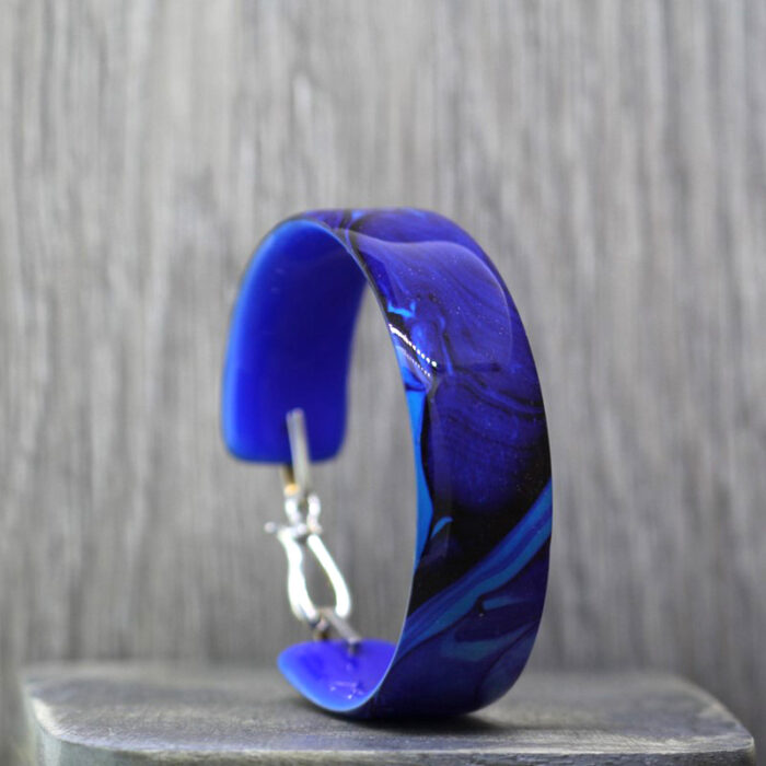 Linear Blues Resin Bangle