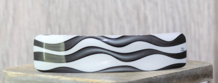 Black Swirl Hair Slide